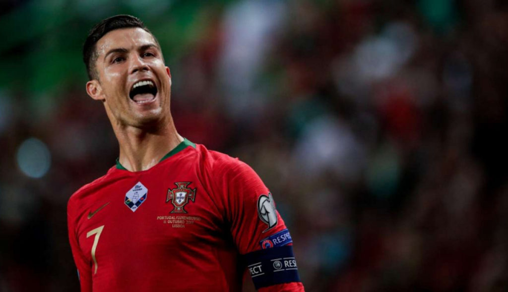 Ronaldo đã có 9 bàn thắng tại các VCK EURO 